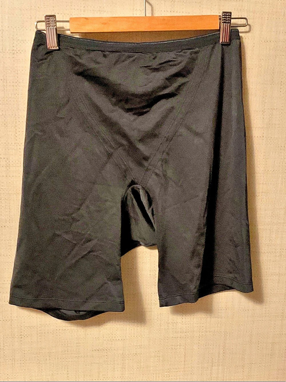 Bali 8263 Shaping Shorts in Black Size 2X Like New